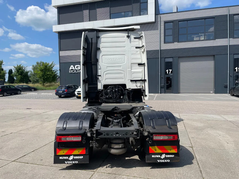 Volvo FH 13.500 Globetrotter XL / I-parkCool / 2x Tank - Vilcējs: foto 5 Volvo FH 13.500 Globetrotter XL / I-parkCool / 2x Tank - Vilcējs: foto 5