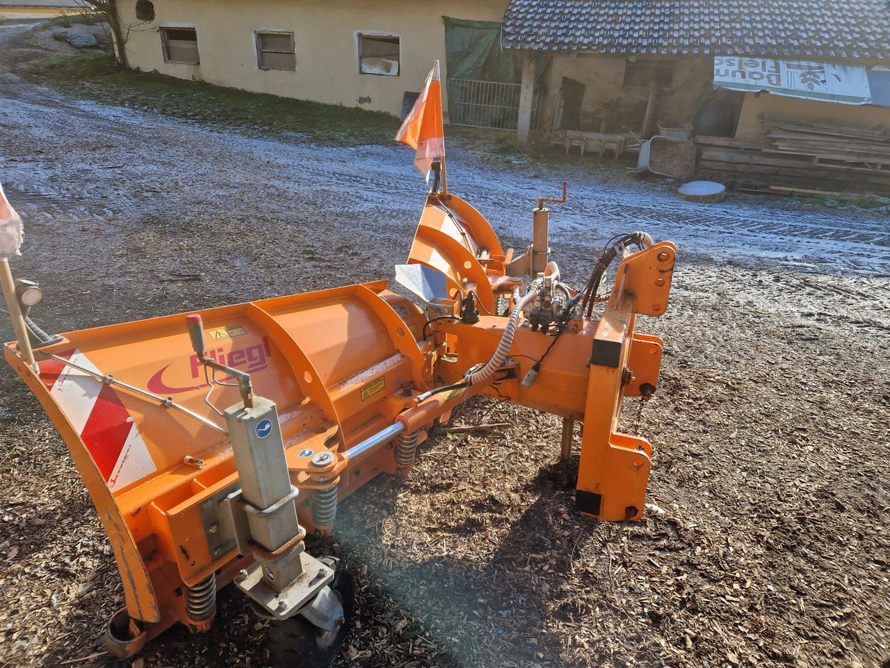 Fliegl Mammut Duplex - Sniega arkls: foto 1 Fliegl Mammut Duplex - Sniega arkls: foto 1
