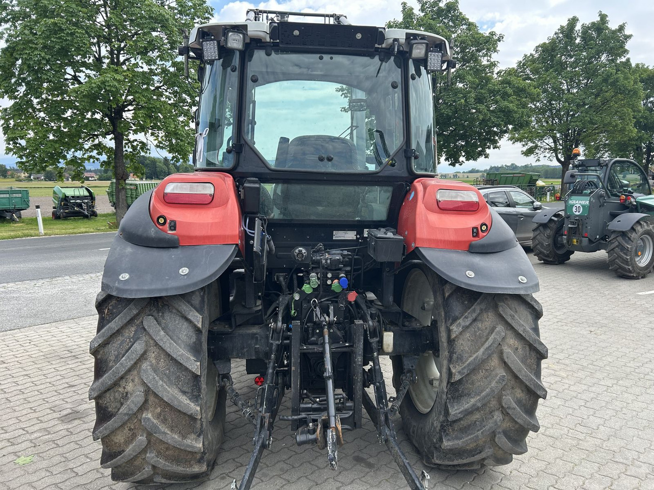 Steyr 4105 Kompakt ET Basis - Traktors: foto 3 Steyr 4105 Kompakt ET Basis - Traktors: foto 3