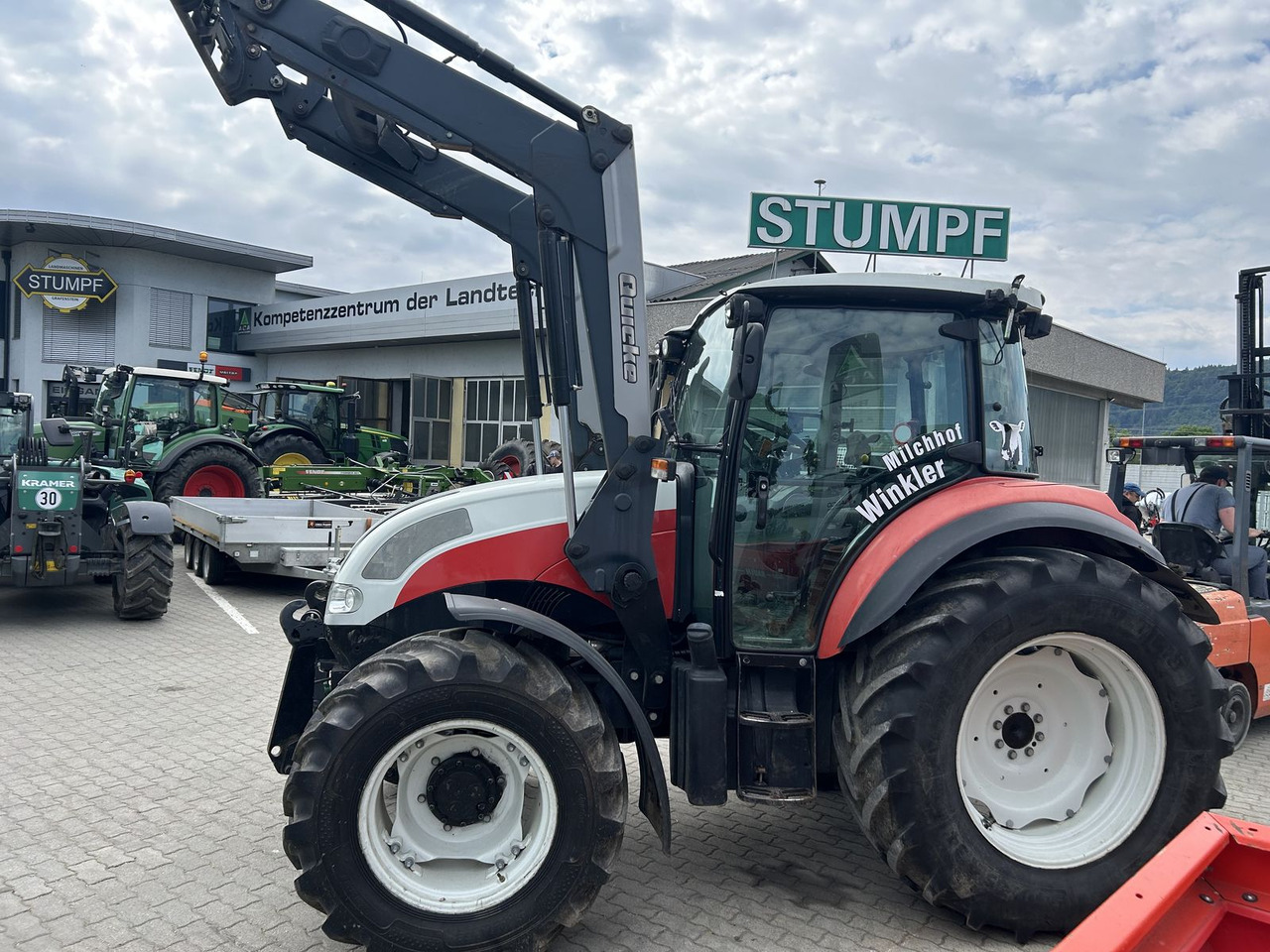 Steyr 4105 Kompakt ET Basis - Traktors: foto 4 Steyr 4105 Kompakt ET Basis - Traktors: foto 4