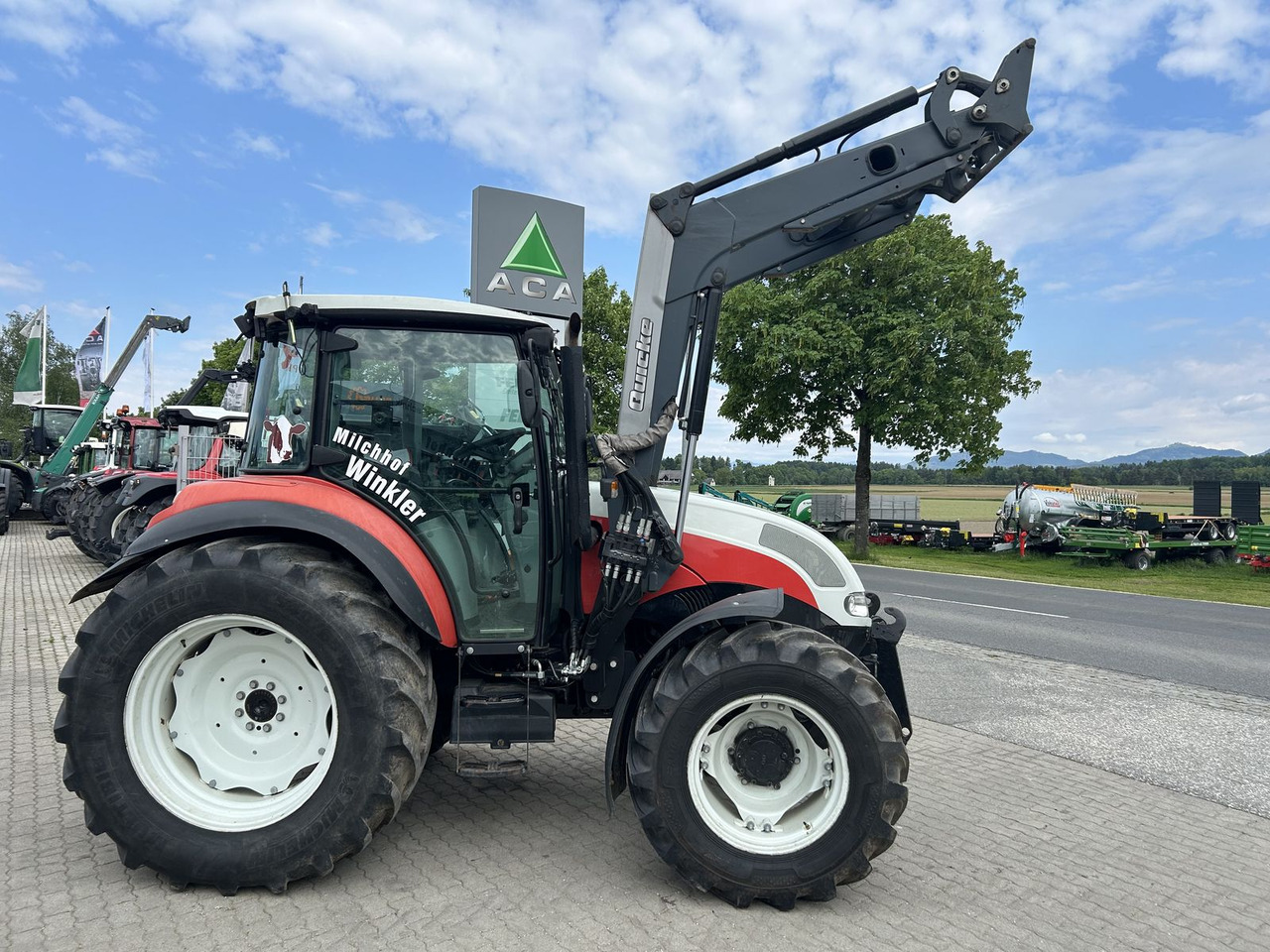 Steyr 4105 Kompakt ET Basis - Traktors: foto 1 Steyr 4105 Kompakt ET Basis - Traktors: foto 1