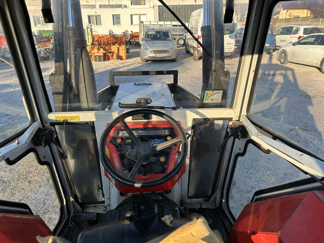 Steyr Steyr 8055 a - Traktors: foto 3 Steyr Steyr 8055 a - Traktors: foto 3