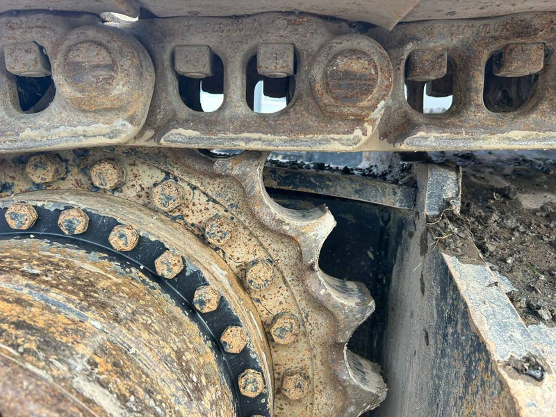 Kāpurķēžu ekskavators Hitachi ZX 300 LC-6: foto 19 Kāpurķēžu ekskavators Hitachi ZX 300 LC-6: foto 19