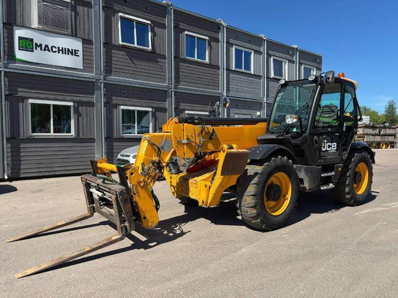 JCB 540-140 - Teleskopiskais iekrāvējs: foto 1 JCB 540-140 - Teleskopiskais iekrāvējs: foto 1