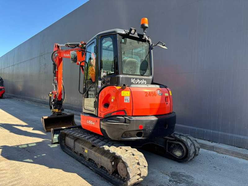 Kubota U 55-4 - Mini-ekskavators: foto 4 Kubota U 55-4 - Mini-ekskavators: foto 4