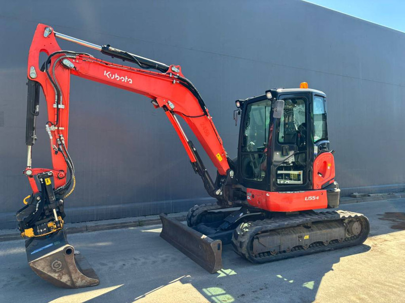 Kubota U 55-4 - Mini-ekskavators: foto 1 Kubota U 55-4 - Mini-ekskavators: foto 1