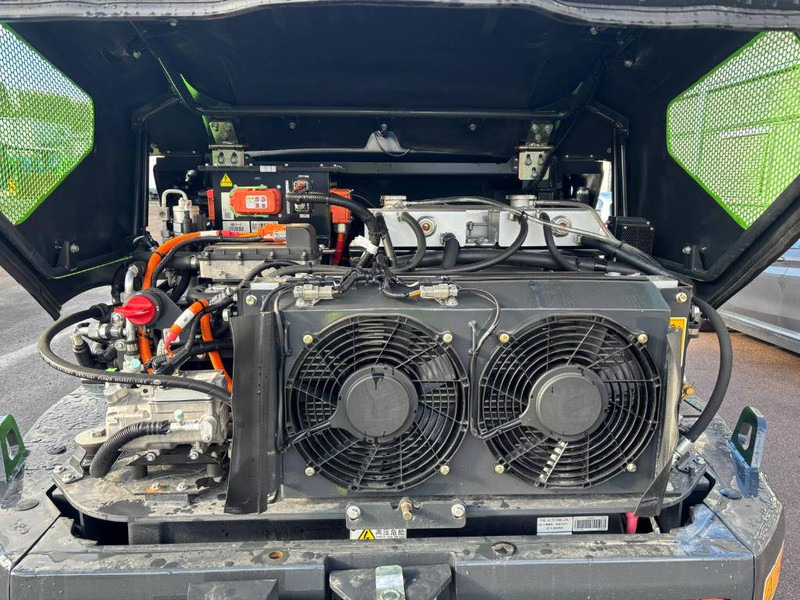 Riteņu iekrāvējs LIUGONG 820 TE Electric: foto 16 Riteņu iekrāvējs LIUGONG 820 TE Electric: foto 16