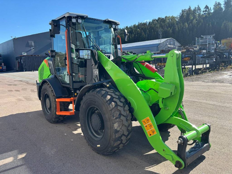 LIUGONG 820 TE Electric - Riteņu iekrāvējs: foto 2 LIUGONG 820 TE Electric - Riteņu iekrāvējs: foto 2