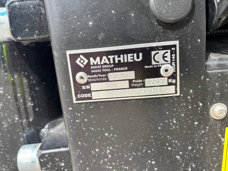 Mathieu MS-210 Azura Flex Street Sweeper - Ielu tīrīšanas mašīna: foto 5 Mathieu MS-210 Azura Flex Street Sweeper - Ielu tīrīšanas mašīna: foto 5