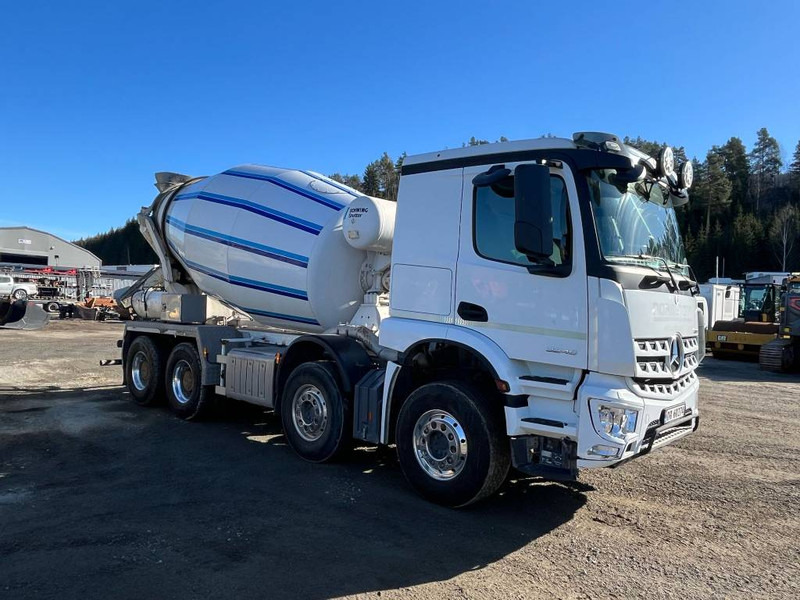 Mercedes-Benz Arocs 3246 - Betonvedējs: foto 3 Mercedes-Benz Arocs 3246 - Betonvedējs: foto 3