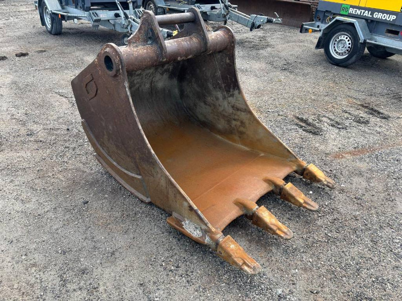 Kāpurķēžu ekskavators SOLD !! Kobelco SK 140 SRLC-7: foto 7 Kāpurķēžu ekskavators SOLD !! Kobelco SK 140 SRLC-7: foto 7