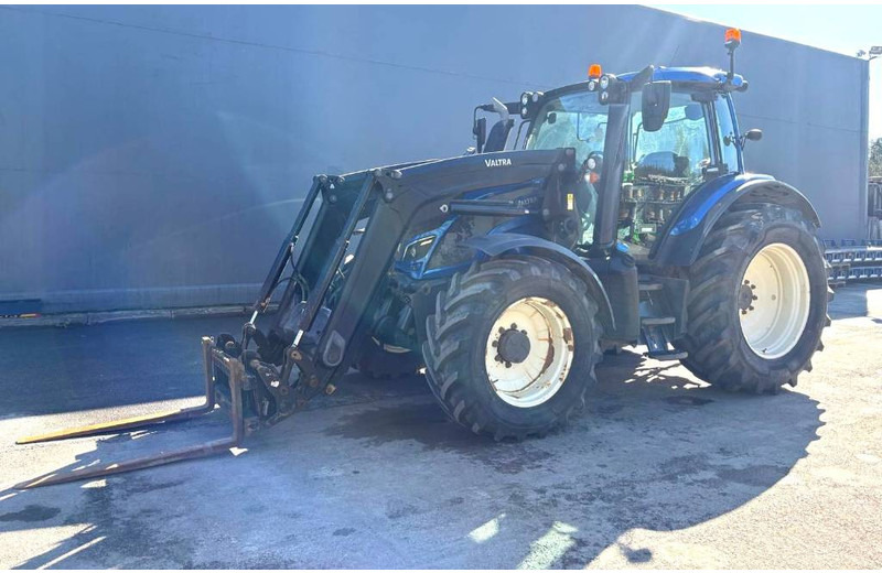 Valtra N 174 Smart Touch - Traktors: foto 1 Valtra N 174 Smart Touch - Traktors: foto 1