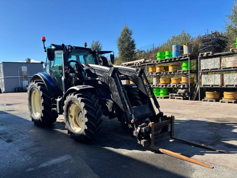Valtra N 174 Smart Touch - Traktors: foto 2 Valtra N 174 Smart Touch - Traktors: foto 2