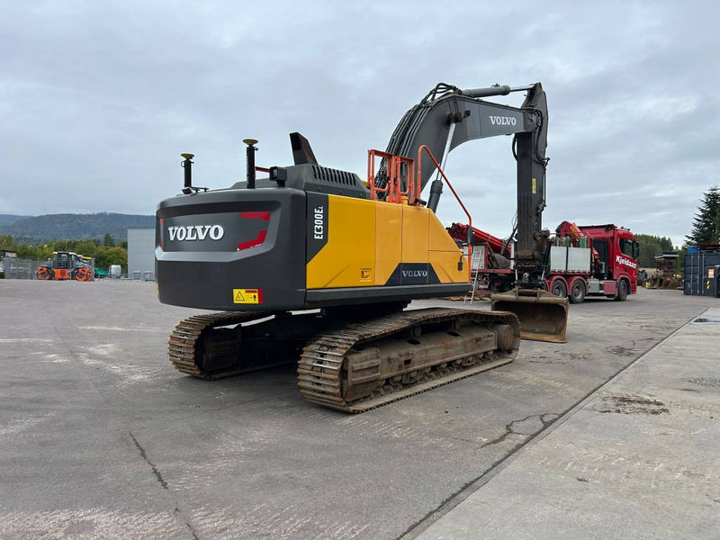 Volvo EC 300 EL - Kāpurķēžu ekskavators: foto 3 Volvo EC 300 EL - Kāpurķēžu ekskavators: foto 3