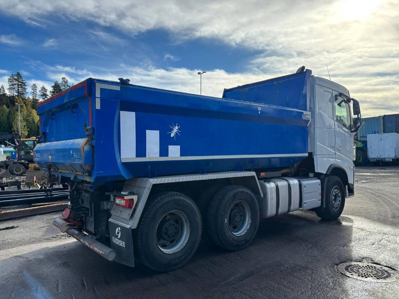 Volvo FH 540 - Kravas automašīna pašizgāzējs: foto 3 Volvo FH 540 - Kravas automašīna pašizgāzējs: foto 3