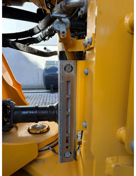 Riteņu iekrāvējs Volvo L 350 H: foto 14