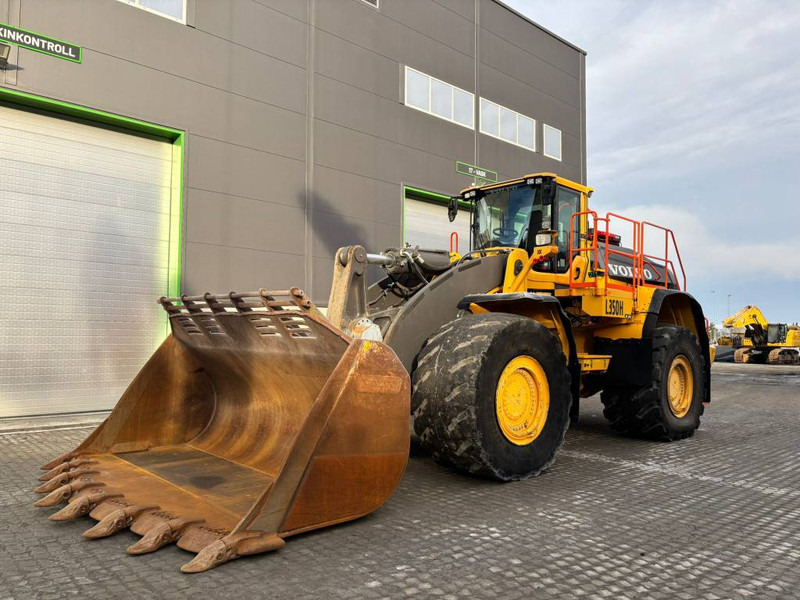 Volvo L 350 H - Riteņu iekrāvējs: foto 1 Volvo L 350 H - Riteņu iekrāvējs: foto 1