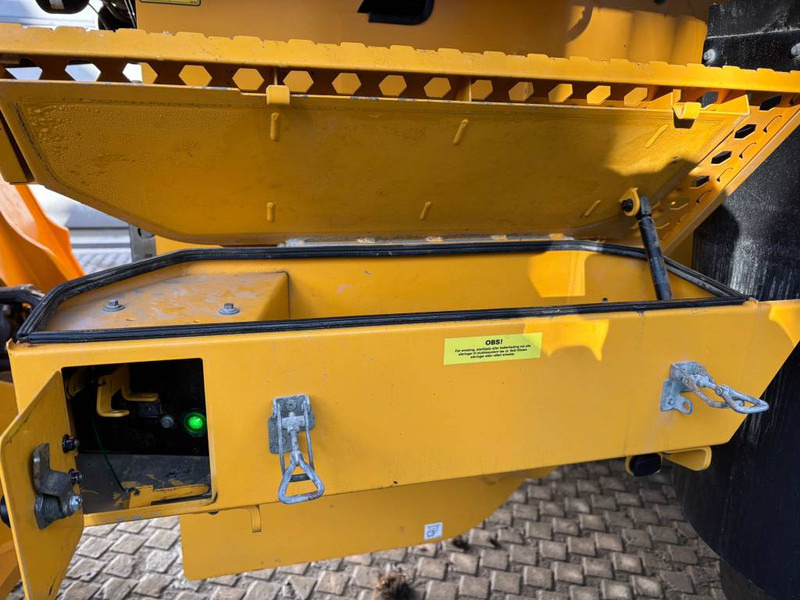 Riteņu iekrāvējs Volvo L 350 H: foto 19