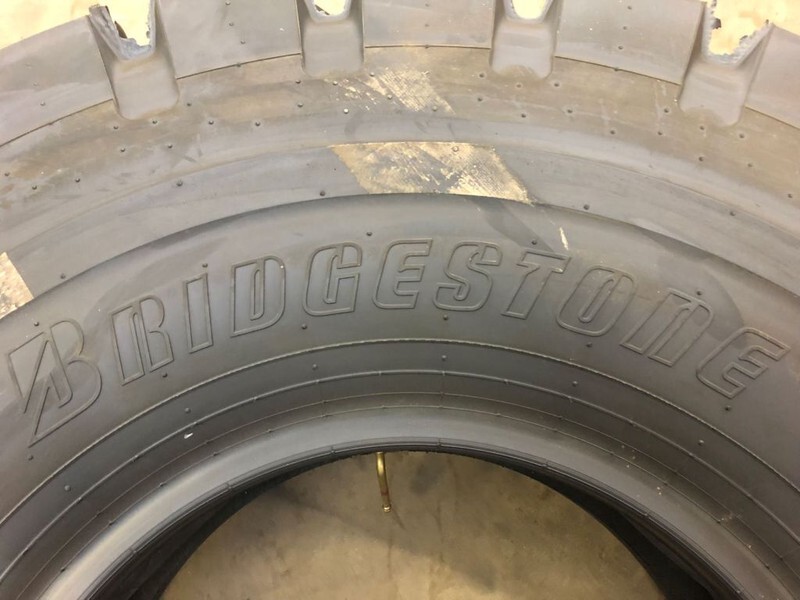 Bridgestone 14.00 R24 - Riepa: foto 5 Bridgestone 14.00 R24 - Riepa: foto 5