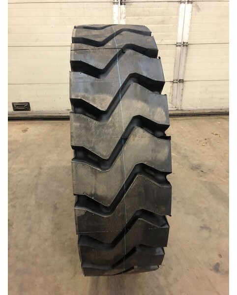 Bridgestone 14.00 R24 - Riepa: foto 3 Bridgestone 14.00 R24 - Riepa: foto 3