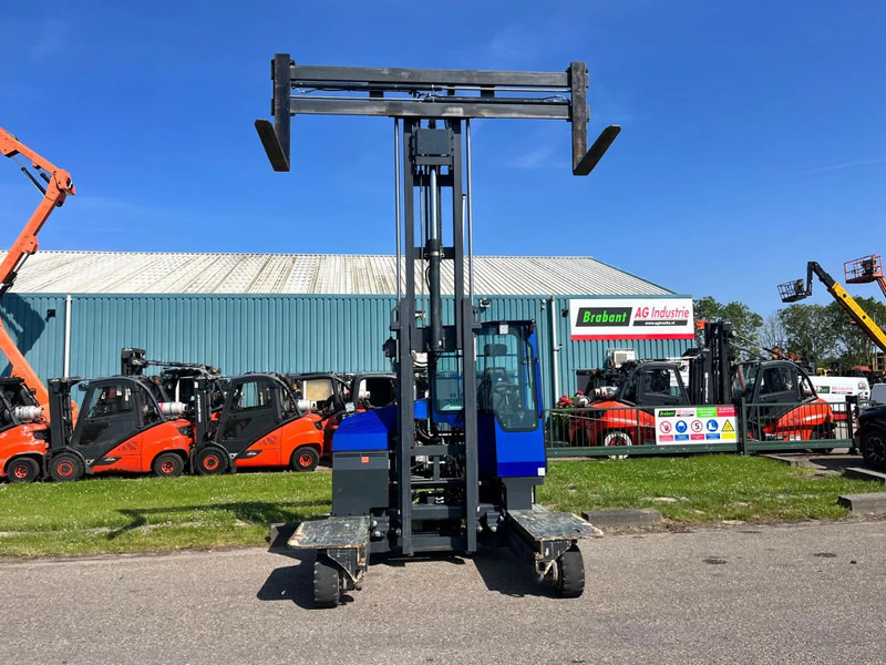 Combilift C4000 4 WAY FORKLIFT - Četru pušu autokrāvējs: foto 4 Combilift C4000 4 WAY FORKLIFT - Četru pušu autokrāvējs: foto 4