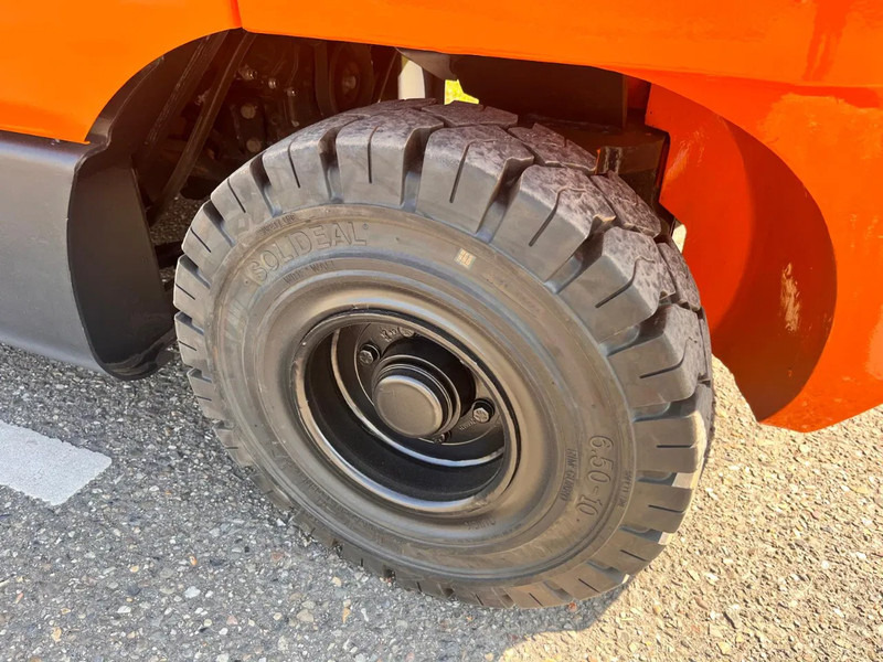Dīzeļiekrāvējs Doosan D33S- 7: foto 11
