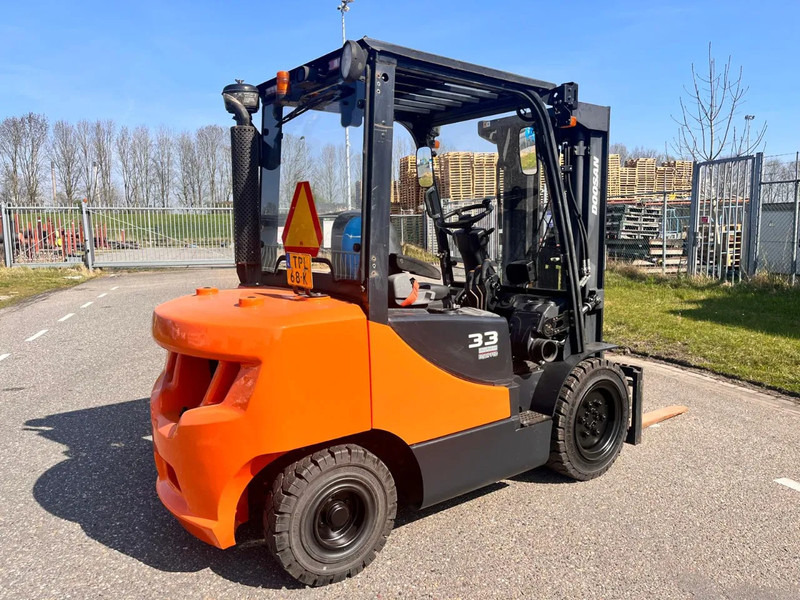 Dīzeļiekrāvējs Doosan D33S- 7: foto 7