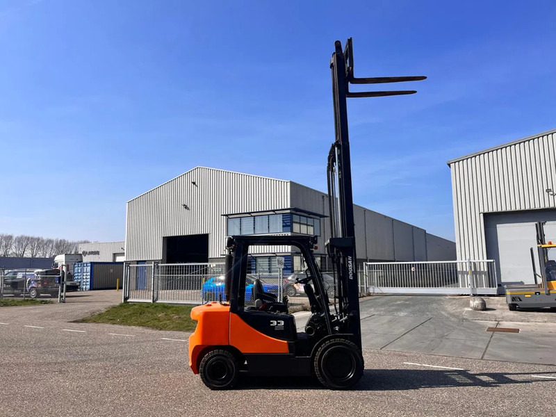 Dīzeļiekrāvējs Doosan D33S- 7: foto 6