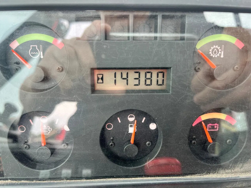 Sānu konteineru krāvējs Hyster RS46-36CH: foto 6 Sānu konteineru krāvējs Hyster RS46-36CH: foto 6