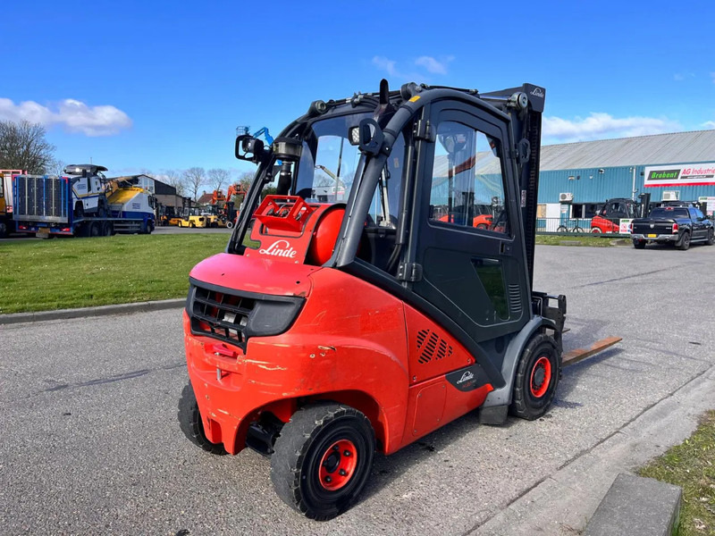 Linde H30T-02 - Gāzes iekrāvējs: foto 5 Linde H30T-02 - Gāzes iekrāvējs: foto 5