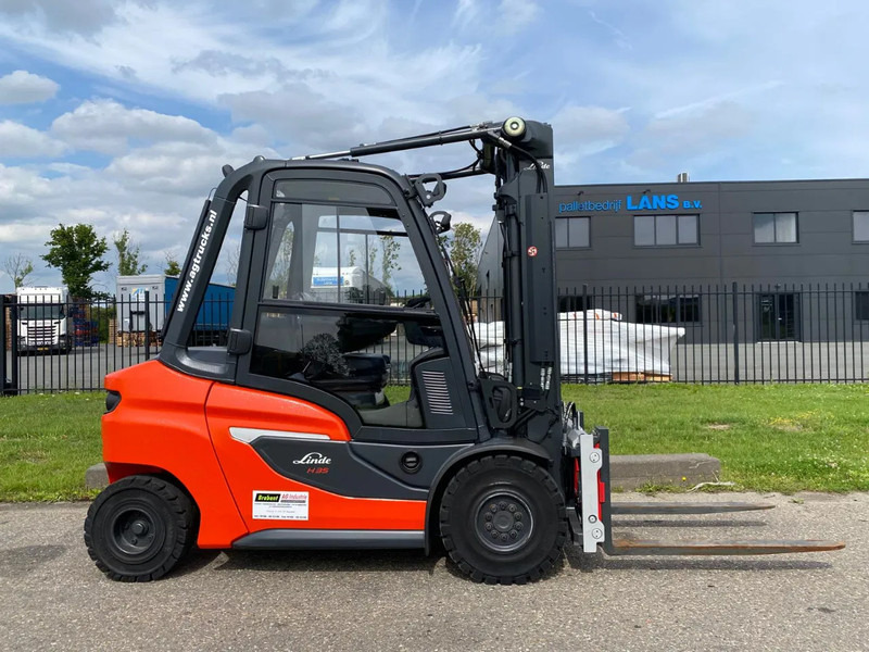 Linde H35D-01 - Dīzeļiekrāvējs: foto 1 Linde H35D-01 - Dīzeļiekrāvējs: foto 1