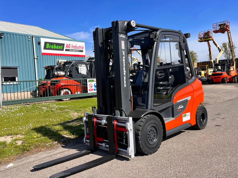 Linde H35T-01 - Gāzes iekrāvējs: foto 4 Linde H35T-01 - Gāzes iekrāvējs: foto 4