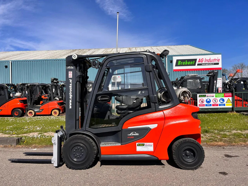 Linde H35T-01 - Gāzes iekrāvējs: foto 2 Linde H35T-01 - Gāzes iekrāvējs: foto 2