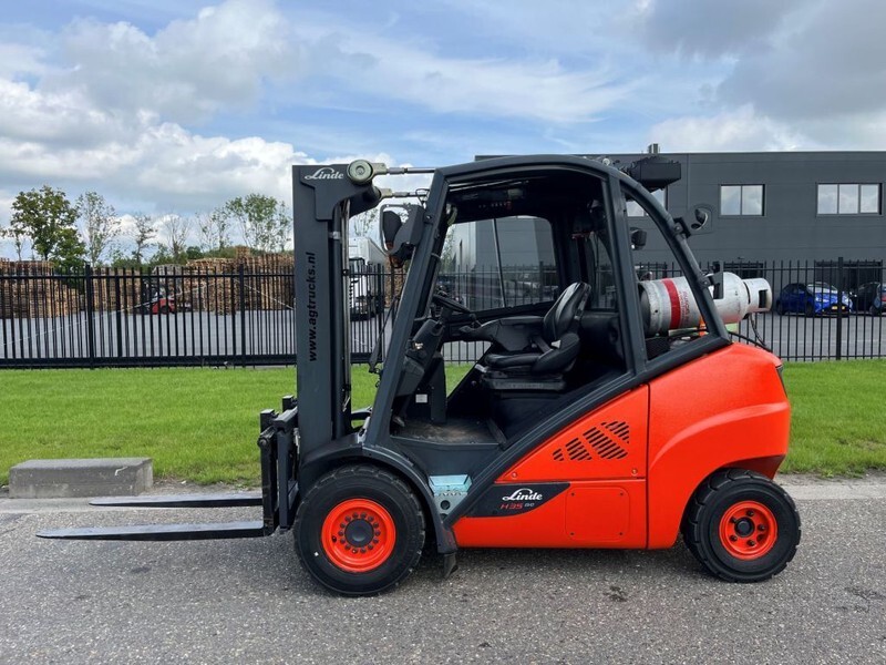 Linde H35T-02 - Gāzes iekrāvējs: foto 2 Linde H35T-02 - Gāzes iekrāvējs: foto 2