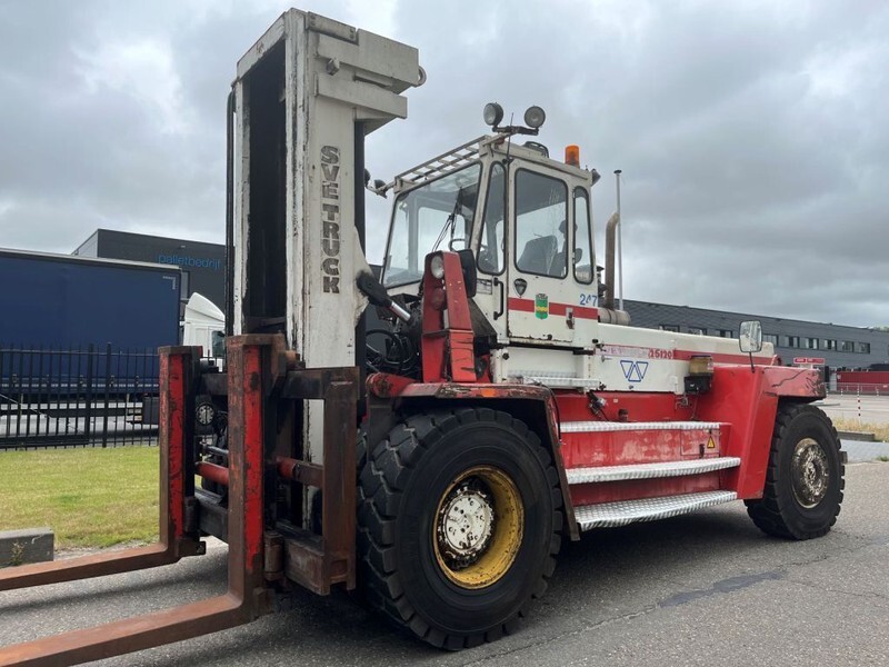 Svetruck 25 120 45 - Dīzeļiekrāvējs: foto 5 Svetruck 25 120 45 - Dīzeļiekrāvējs: foto 5