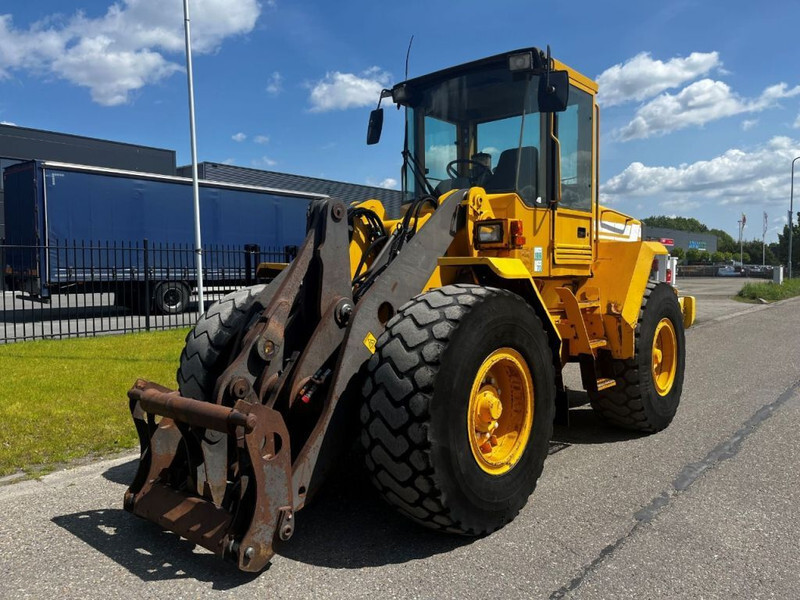 Volvo L70C - Riteņu iekrāvējs: foto 3 Volvo L70C - Riteņu iekrāvējs: foto 3