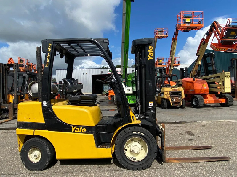 Yale GLP30VXE195 - Gāzes iekrāvējs: foto 1 Yale GLP30VXE195 - Gāzes iekrāvējs: foto 1