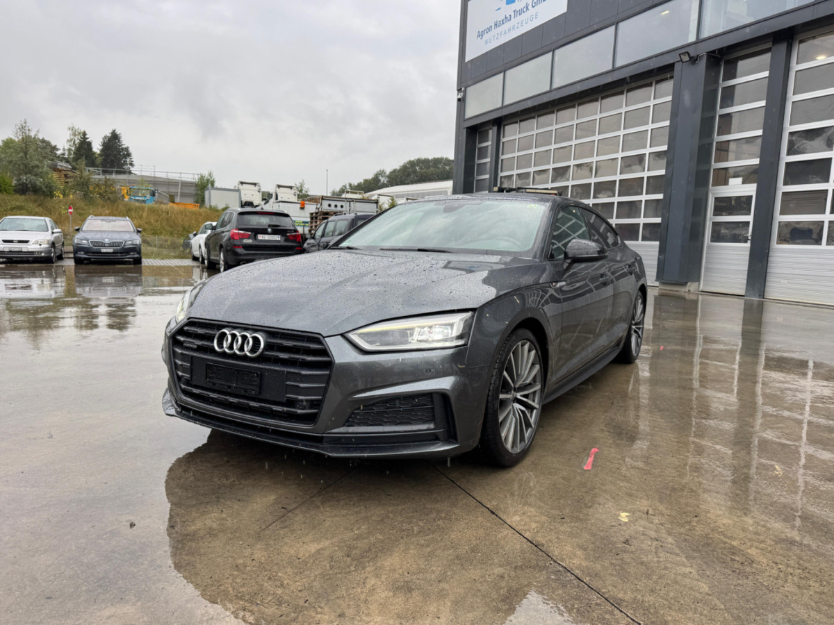 AUDI A5 2.0TFSI QUATTRO S-Line - Vieglā automašīna: foto 1 AUDI A5 2.0TFSI QUATTRO S-Line - Vieglā automašīna: foto 1