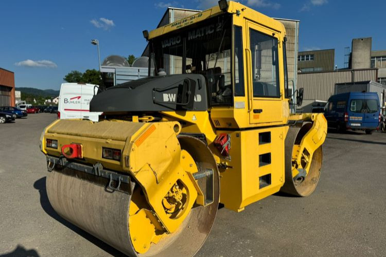 BOMAG BW 184 AD - Ceļu veltnis: foto 1 BOMAG BW 184 AD - Ceļu veltnis: foto 1