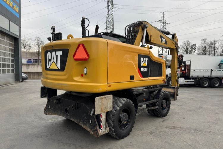 CATERPILLAR | M320F Oilquick - Riteņu ekskavators: foto 4 CATERPILLAR | M320F Oilquick - Riteņu ekskavators: foto 4