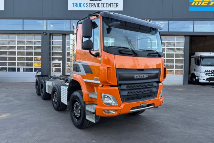 DAF CF440 8x4 Fahrgestell - Šasija kravas automašīna: foto 3 DAF CF440 8x4 Fahrgestell - Šasija kravas automašīna: foto 3