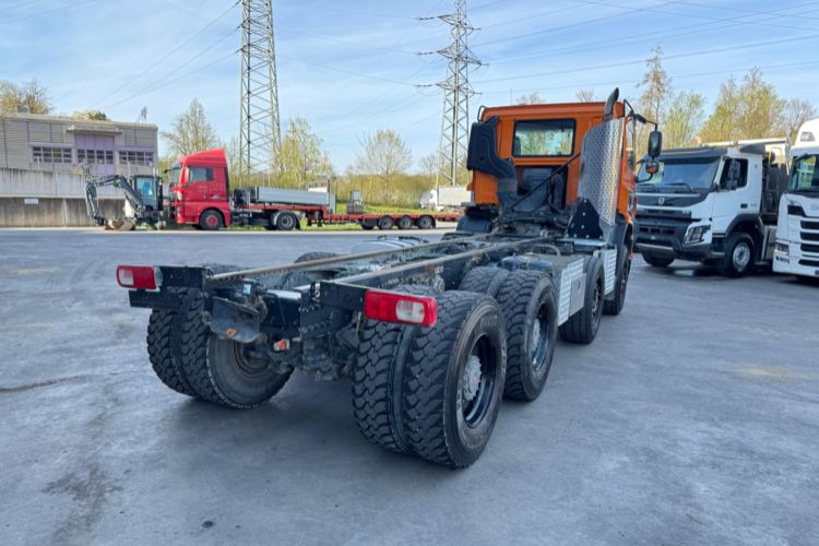 DAF CF440 8x4 Fahrgestell - Šasija kravas automašīna: foto 5 DAF CF440 8x4 Fahrgestell - Šasija kravas automašīna: foto 5