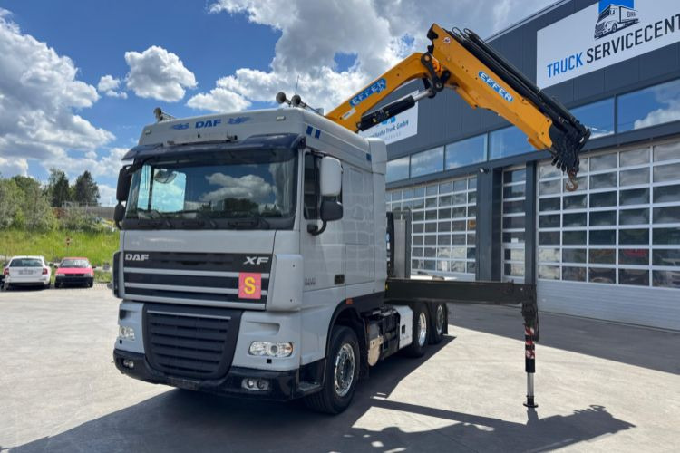 DAF XF510 Effer 255-5 6x2 SZM/Pritsche - Kravas auto ar manipulatoru: foto 1 DAF XF510 Effer 255-5 6x2 SZM/Pritsche - Kravas auto ar manipulatoru: foto 1