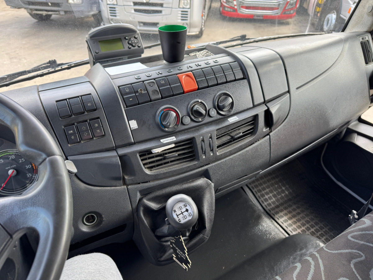 Kravas auto ar manipulatoru IVECO Eurocargo 160E28 Fassi 135-4: foto 16