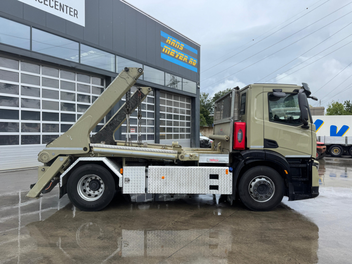 IVECO S Way 420 4x2 Trösch - Būvgružu konteineru vedējs: foto 4 IVECO S Way 420 4x2 Trösch - Būvgružu konteineru vedējs: foto 4