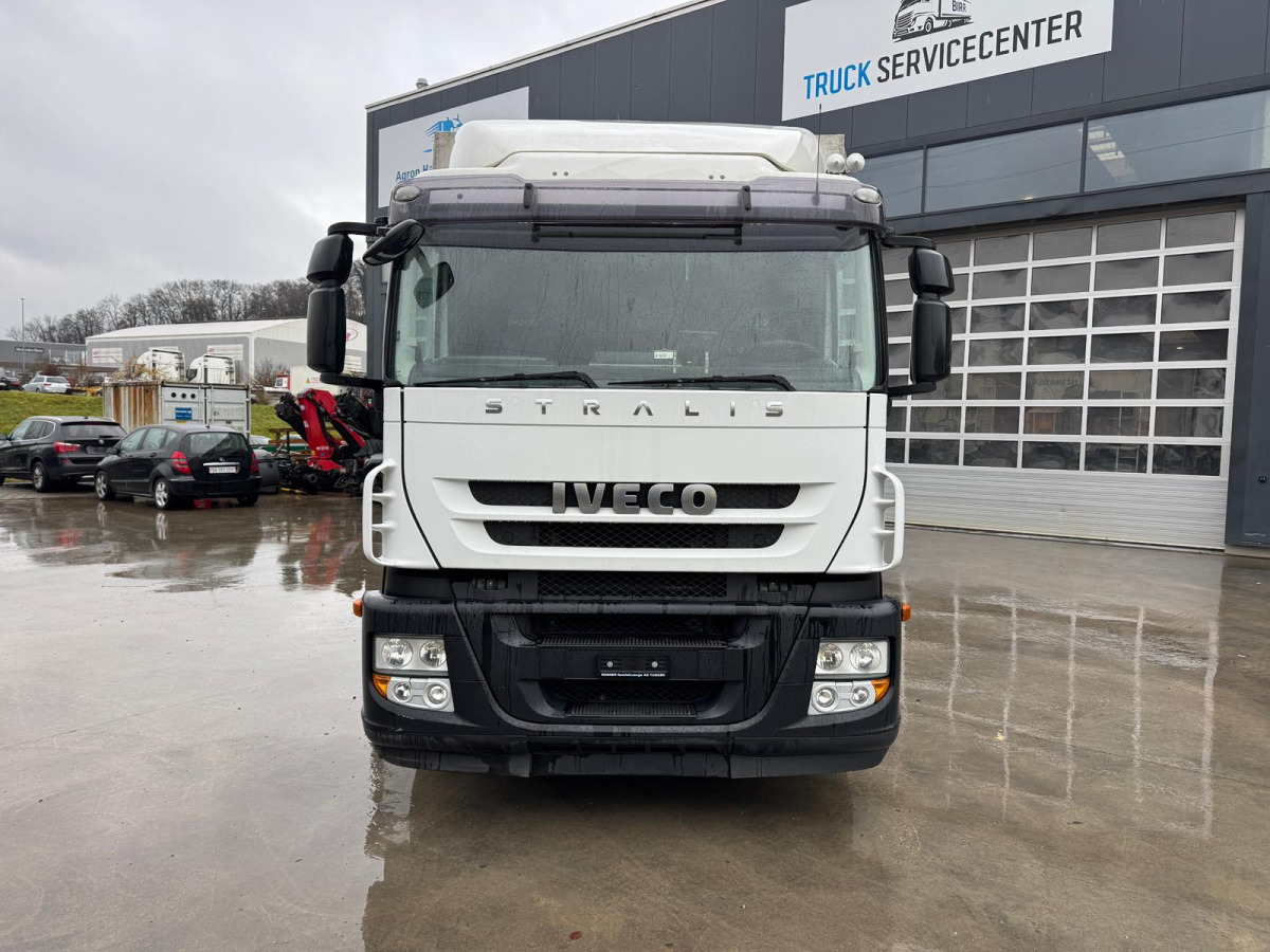 IVECO Stralis 310 4x2 - Kravas automašīna ar tentu: foto 2 IVECO Stralis 310 4x2 - Kravas automašīna ar tentu: foto 2