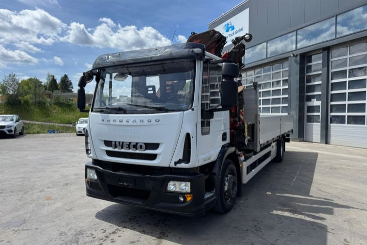 Iveco Eurocargo 160E28 Fassi 135-4 - Kravas auto ar manipulatoru: foto 1 Iveco Eurocargo 160E28 Fassi 135-4 - Kravas auto ar manipulatoru: foto 1