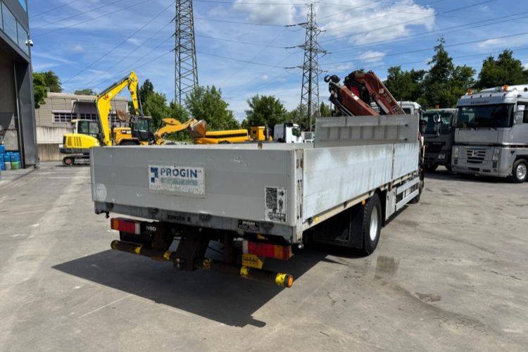 Iveco Eurocargo 160E28 Fassi 135-4 - Kravas auto ar manipulatoru: foto 5 Iveco Eurocargo 160E28 Fassi 135-4 - Kravas auto ar manipulatoru: foto 5
