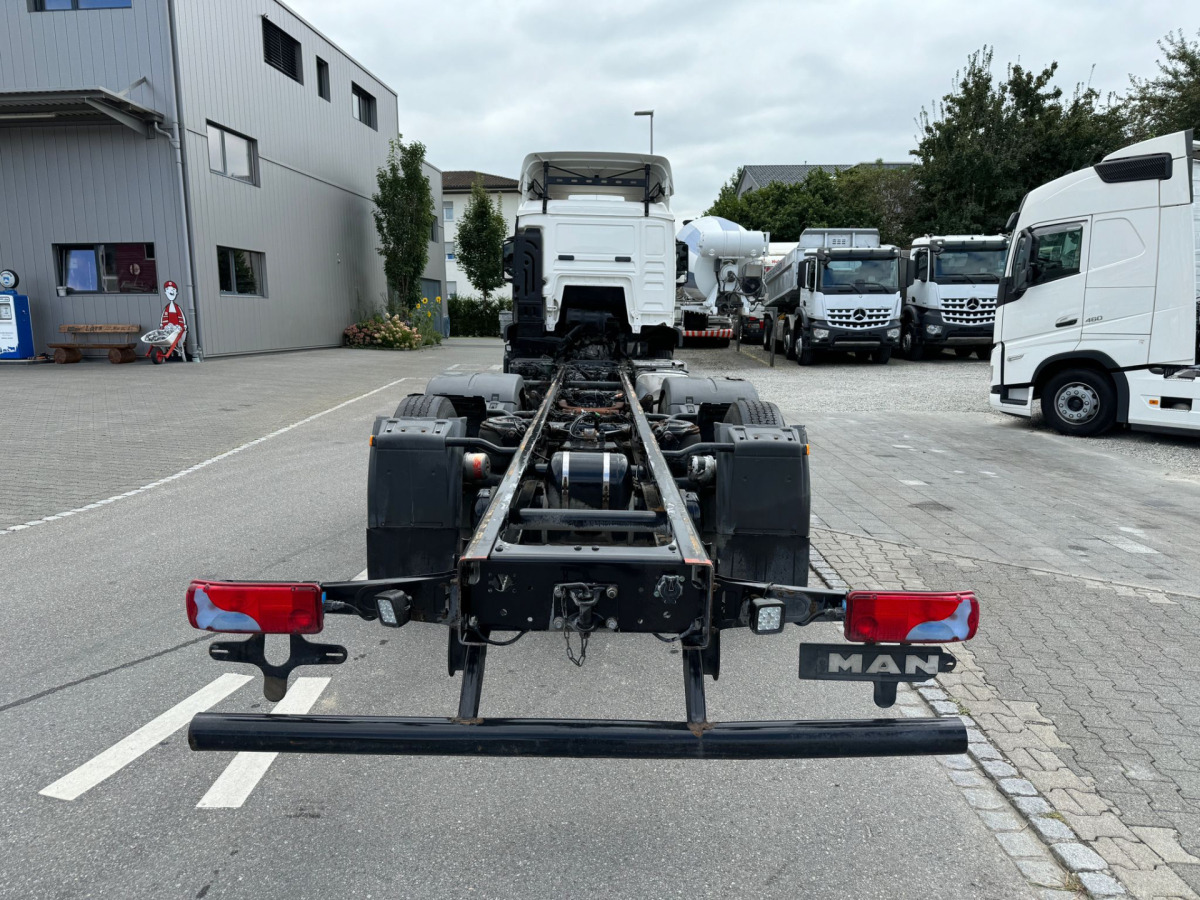 MAN TGS 26.440 6x2 Chassis - Šasija kravas automašīna: foto 5 MAN TGS 26.440 6x2 Chassis - Šasija kravas automašīna: foto 5