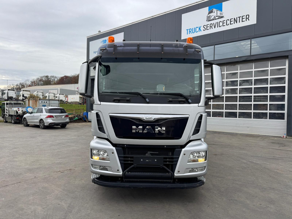 MAN TGS 35.480 8x2-4 H Effer 1355 9-6 - Kravas auto ar manipulatoru: foto 4 MAN TGS 35.480 8x2-4 H Effer 1355 9-6 - Kravas auto ar manipulatoru: foto 4